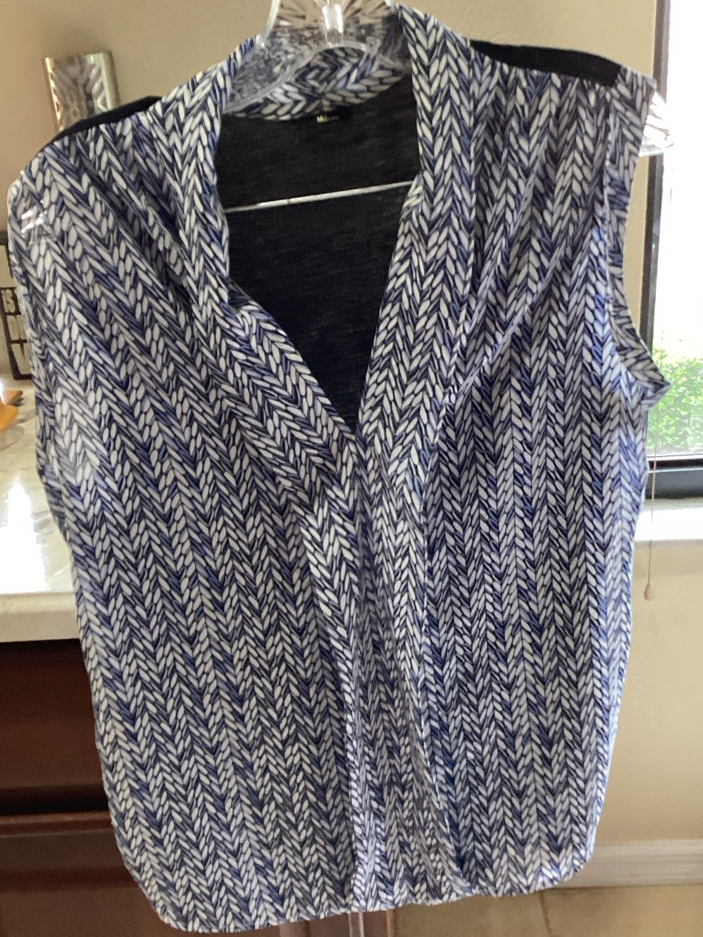 Milano Blue and White Sleeveless Patterned Blouse
